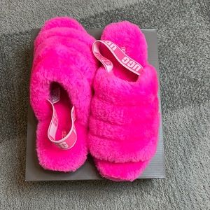 NWT Ugg Fluff Yeah Hot Pink 💖
